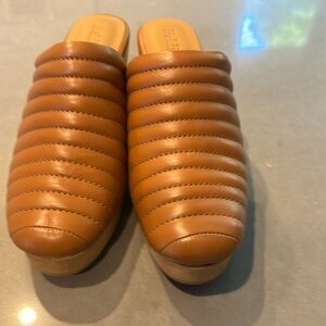 Beklina Lego Ribbed Clog